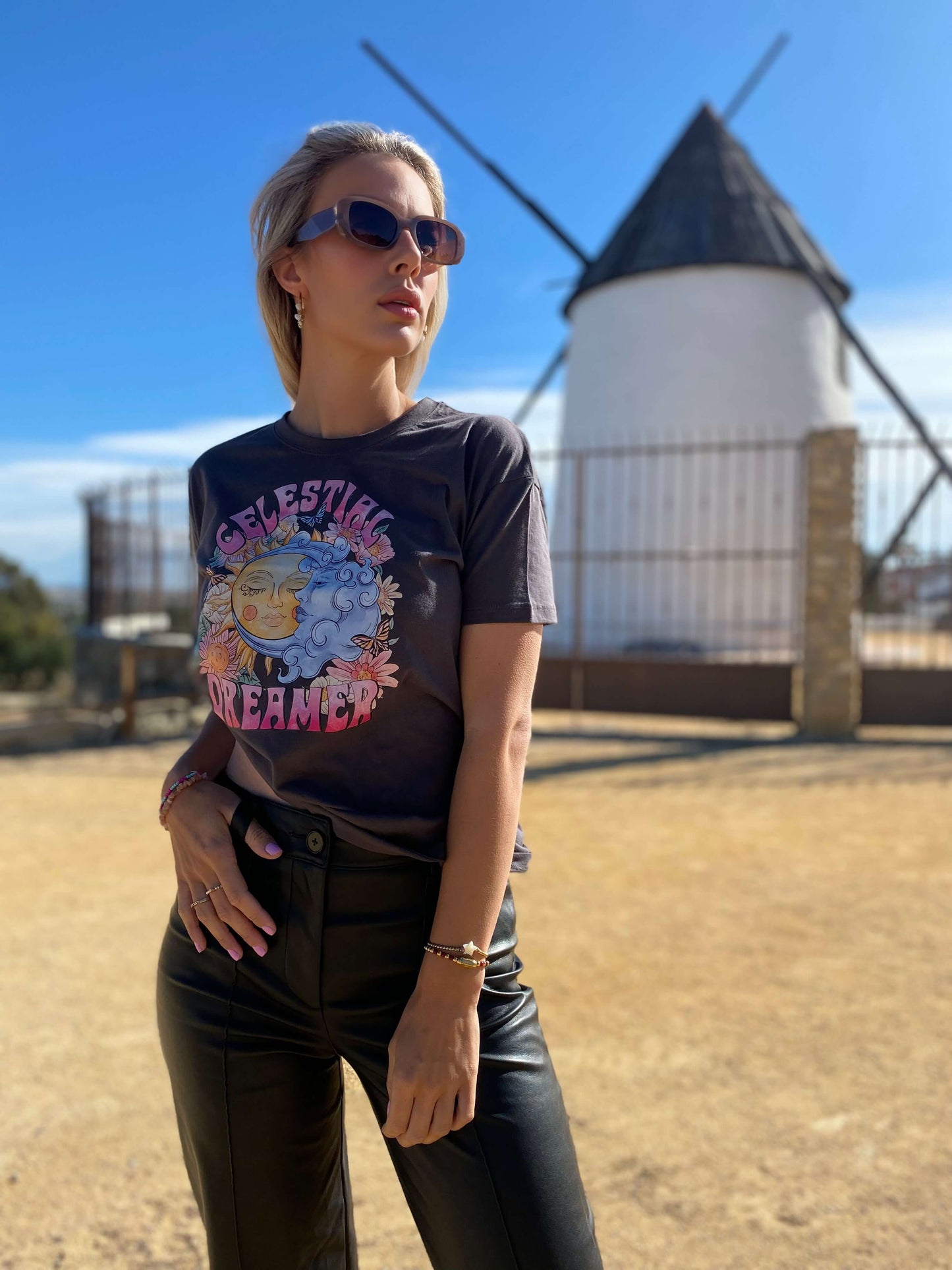 Celestial dreamer - Smokegrey Tshirt