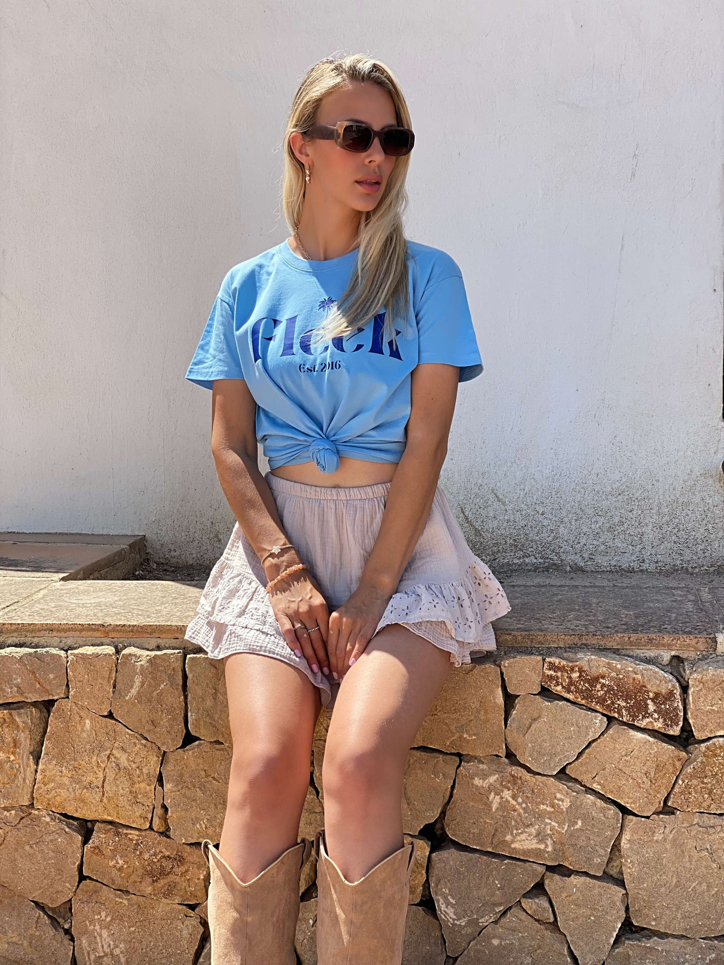 Fleek signature - Lightblue Tshirt