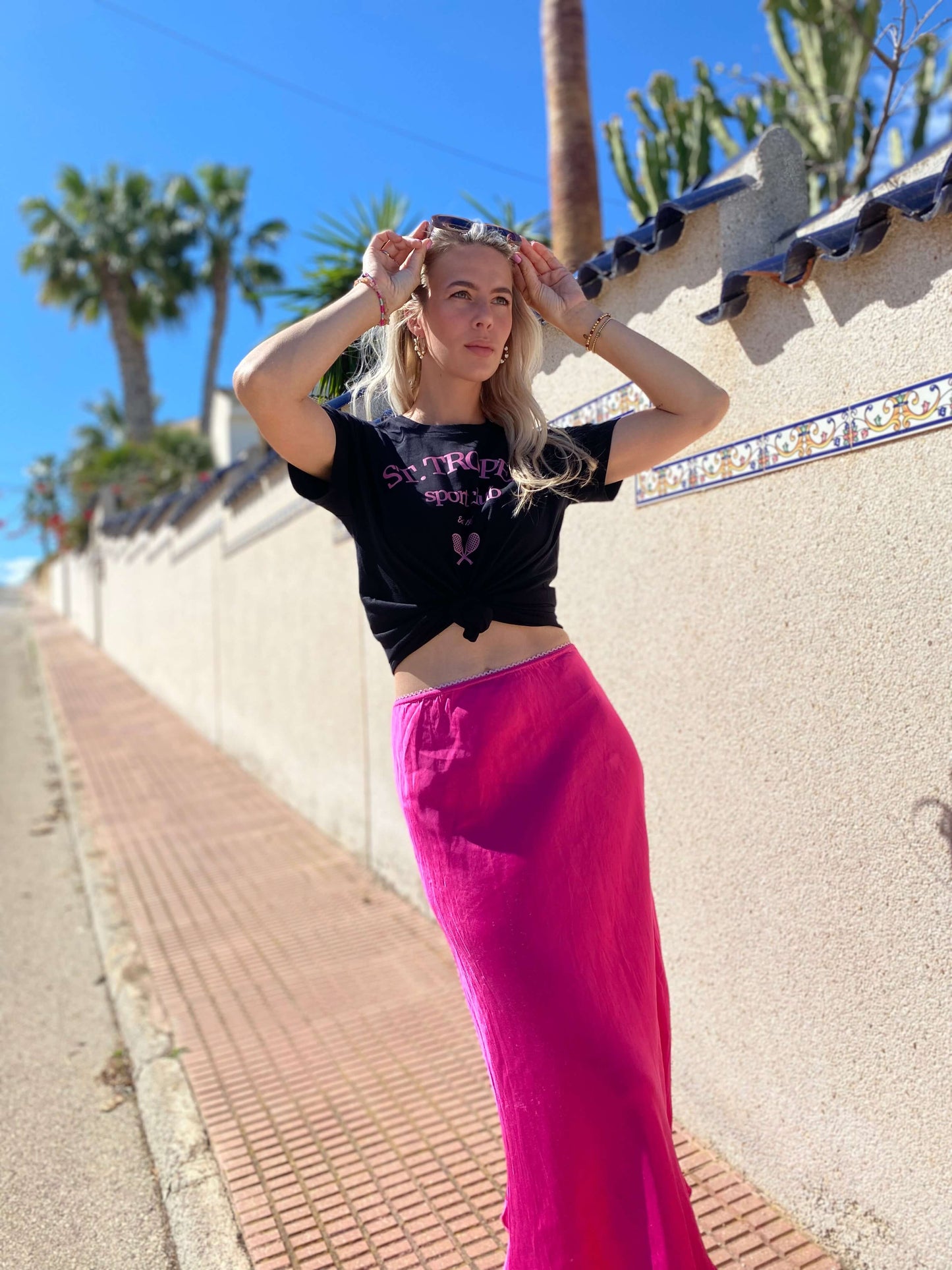 St Tropez - Black Tshirt