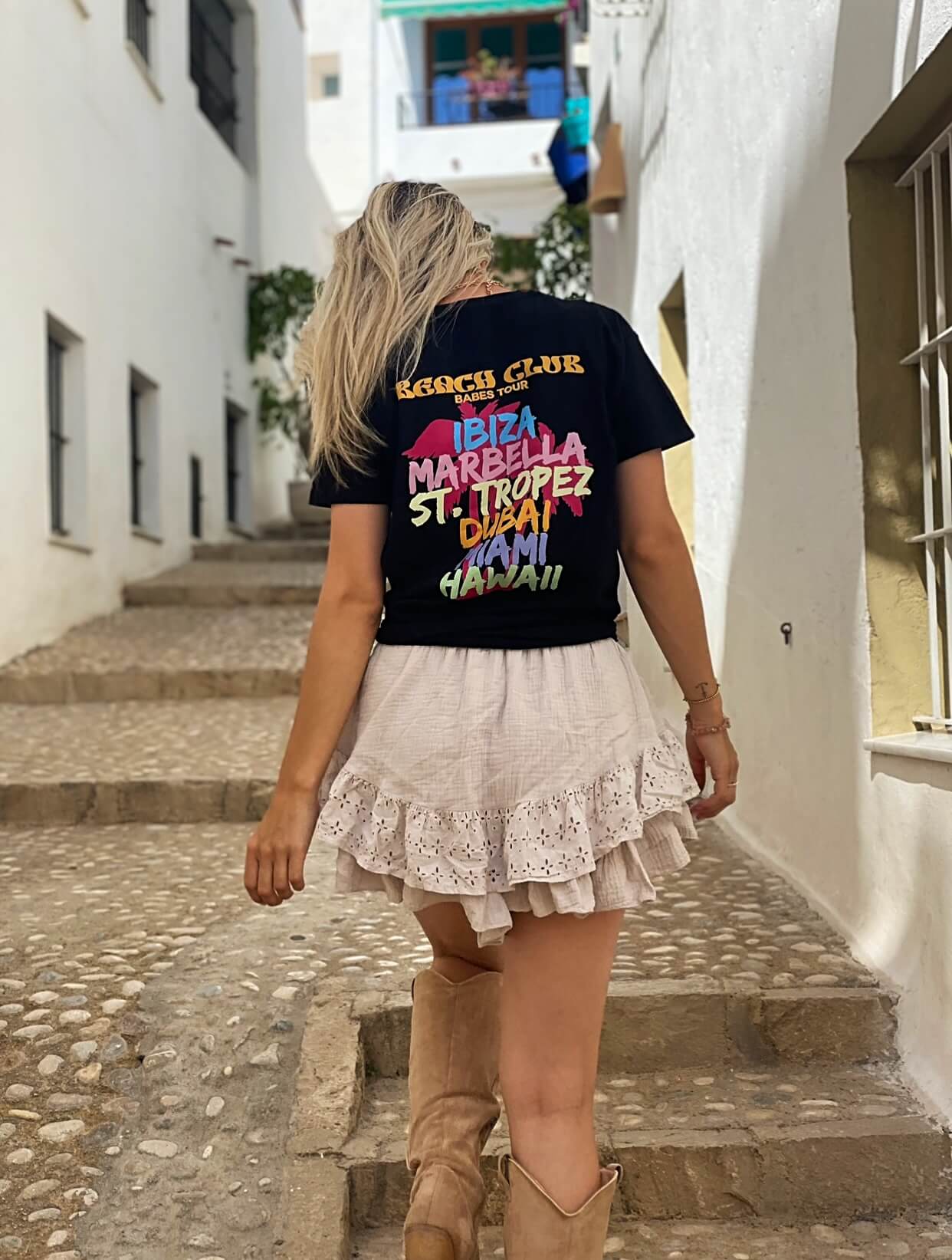 Beachclub - Black T-shirt