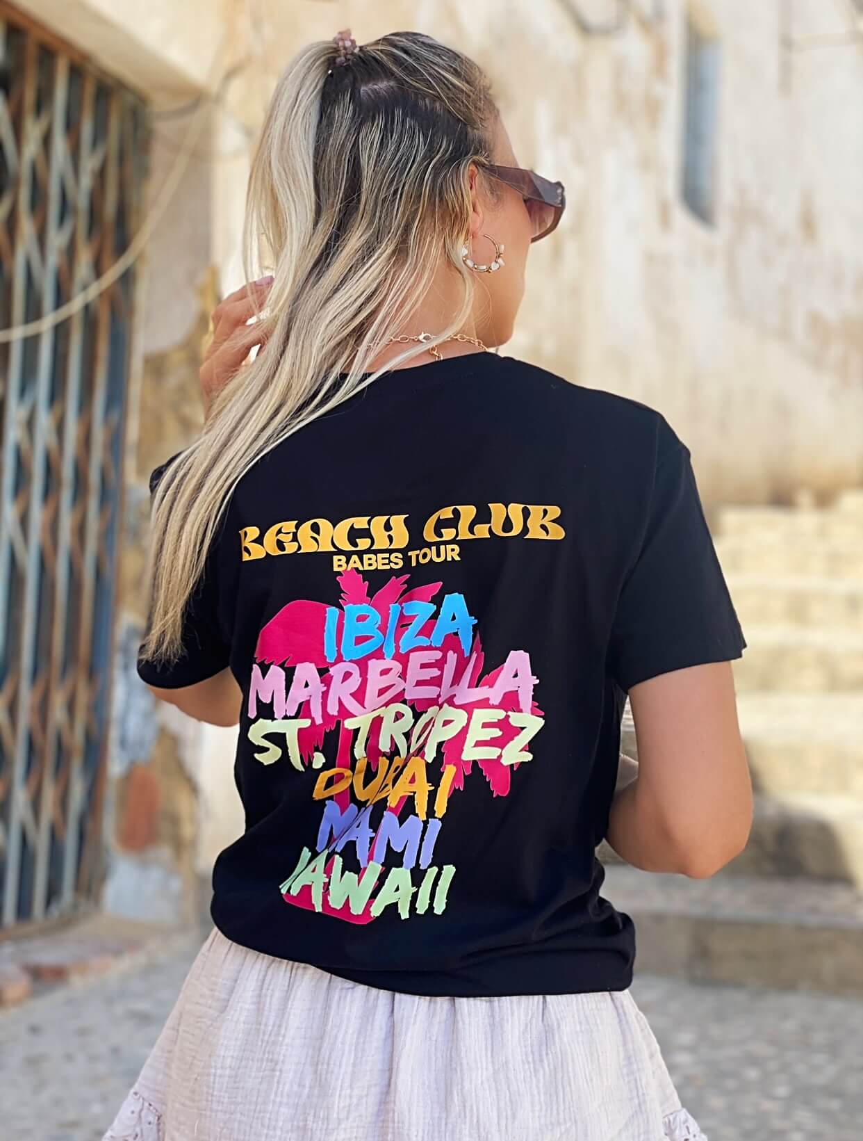 Beachclub - Black T-shirt