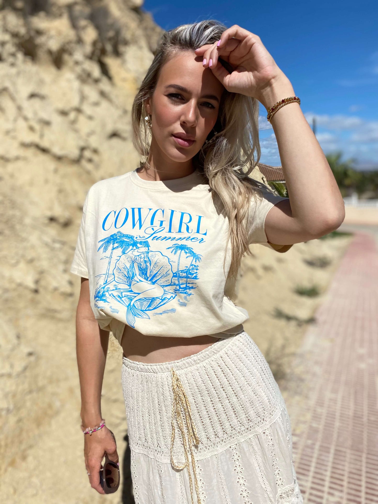 Seaside - Cream Tshirt